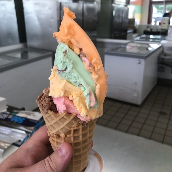 Photo taken at The Original Rainbow Cone by Kevin N. on 7/28/2018
