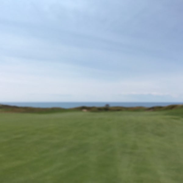Photo taken at Arcadia Bluffs by Kevin N. on 8/5/2017