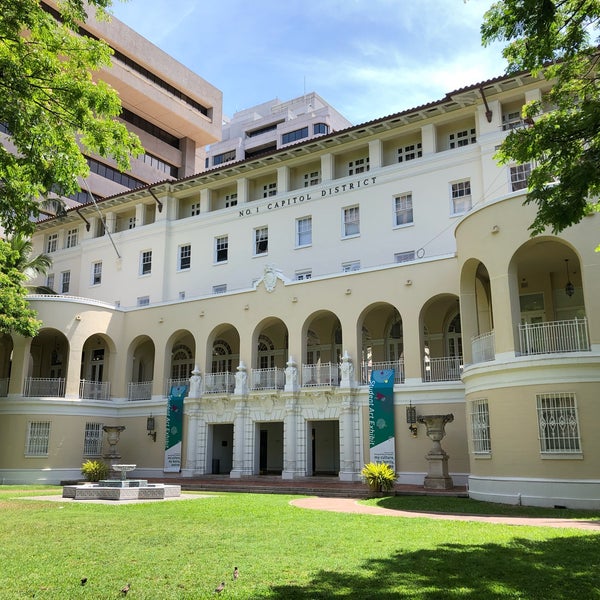 รูปภาพถ่ายที่ Hawai&#39;i State Art Museum (HiSAM) โดย 踊る猫又 . เมื่อ 5/25/2019