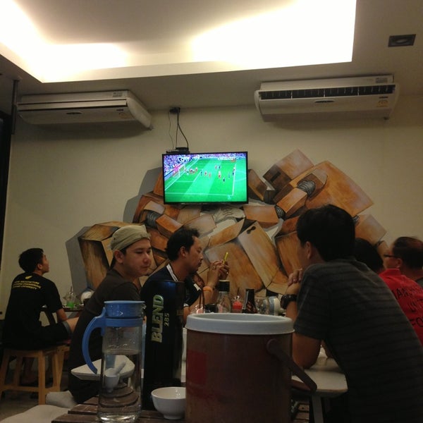 Боксы в кафе