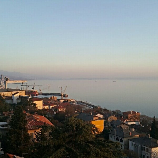 12/25/2015 tarihinde Filip K.ziyaretçi tarafından NK Rijeka - Stadion Kantrida'de çekilen fotoğraf