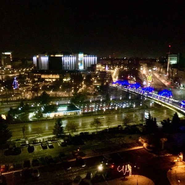 12/13/2017에 Victor Z.님이 Hilton Sofia에서 찍은 사진