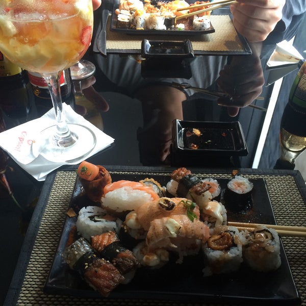 Foto tirada no(a) Mokai Sushi Lounge Bar por Bruna A. em 9/5/2015