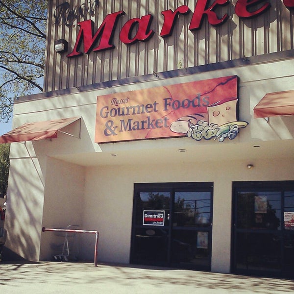 Russo Food & Market Grocery Store in Wyomissing