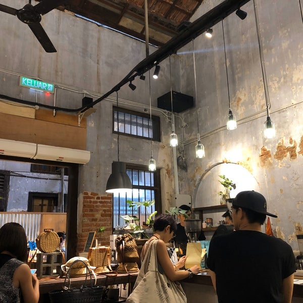2f coffee roastery