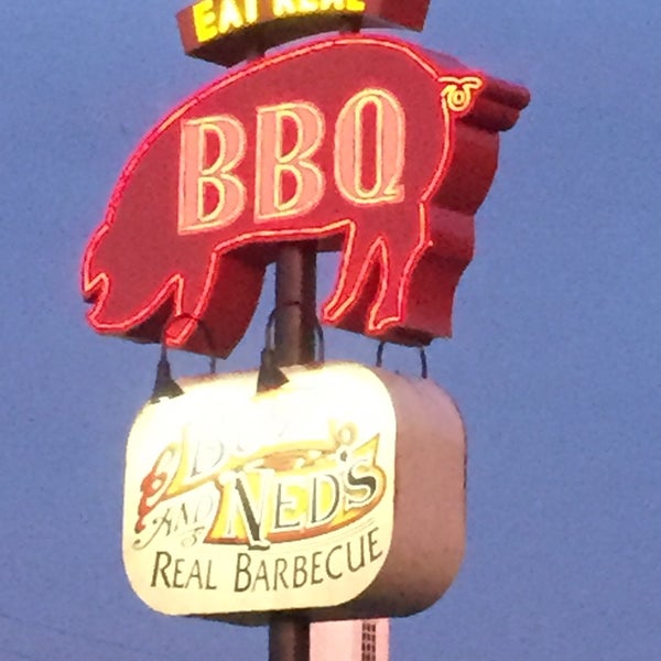 Photo taken at Buz and Ned&#39;s Real Barbecue by Stephen H. on 11/8/2015
