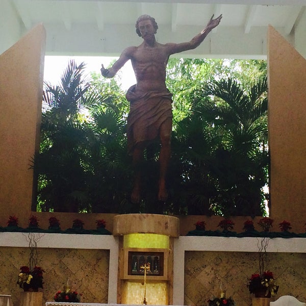 Das Foto wurde bei Parroquia de Cristo Resucitado von Gaby L. am 1/1/2015 aufgenommen