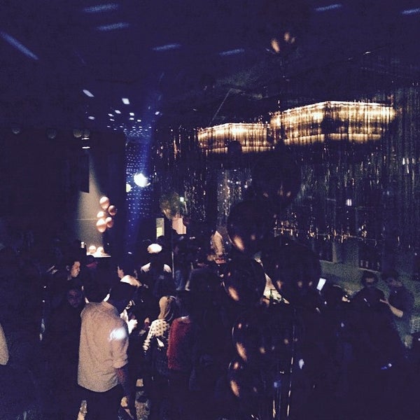 Crackers Unter den Linden Berlin, Berlin