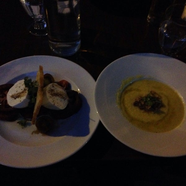 8/18/2014 tarihinde Marsha C.ziyaretçi tarafından Restaurant Misto'de çekilen fotoğraf