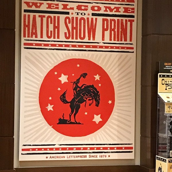 Foto scattata a Hatch Show Print da Druanna :. il 7/12/2017