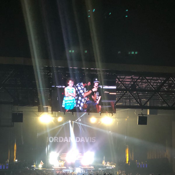 Photo taken at Dos Equis Pavilion by Druanna :. on 8/31/2019