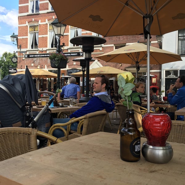 7/2/2016 tarihinde Henk v.ziyaretçi tarafından Café Moeke'de çekilen fotoğraf