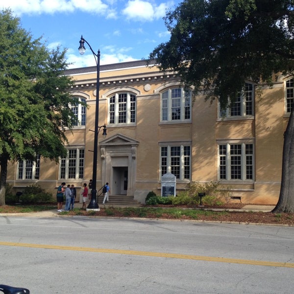 B. B. Comer Hall - College Academic Building