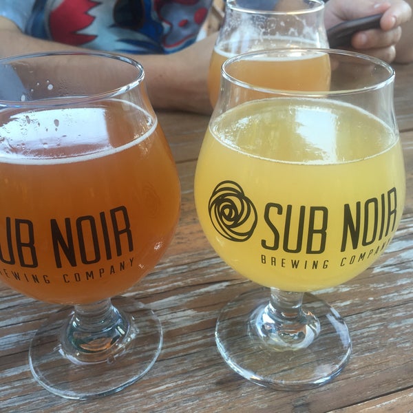 Photo taken at Sub Noir Brewing Co. by Emily H. on 8/22/2015