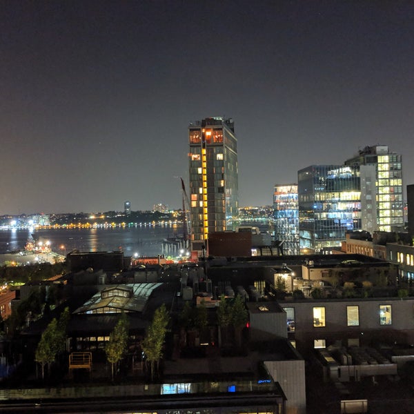 Photo taken at Gansevoort Meatpacking NYC by Juston P. on 8/30/2018