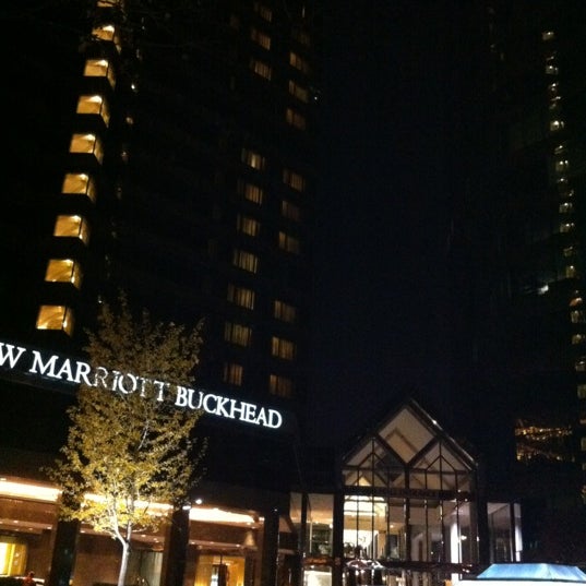 Photo taken at JW Marriott Atlanta Buckhead by Fatima Al Slail on 11/23/2012