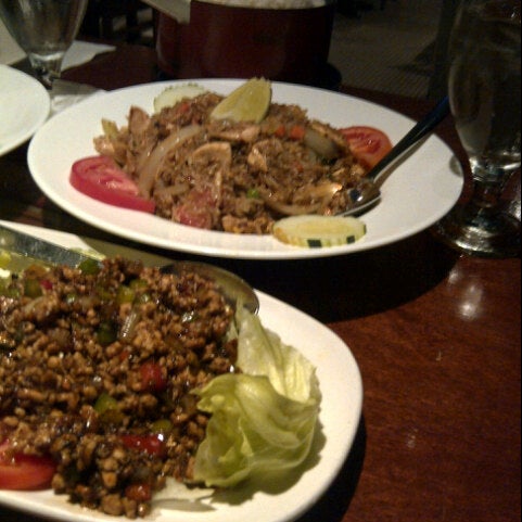 Foto scattata a Top Spice Thai &amp; Malaysian Cuisine da Fatima Al Slail il 10/28/2012