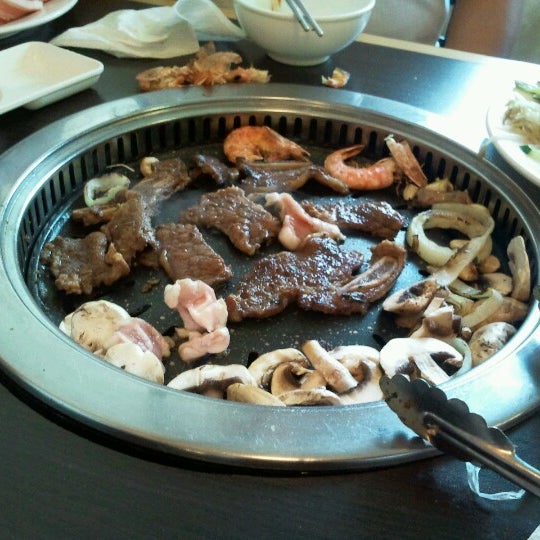Dae Jang Geum Korean BBQ 대장금 Restaurante coreano de barbacoa