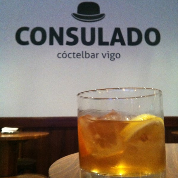 3/28/2013にAngel A.がConsulado Cóctelbarで撮った写真
