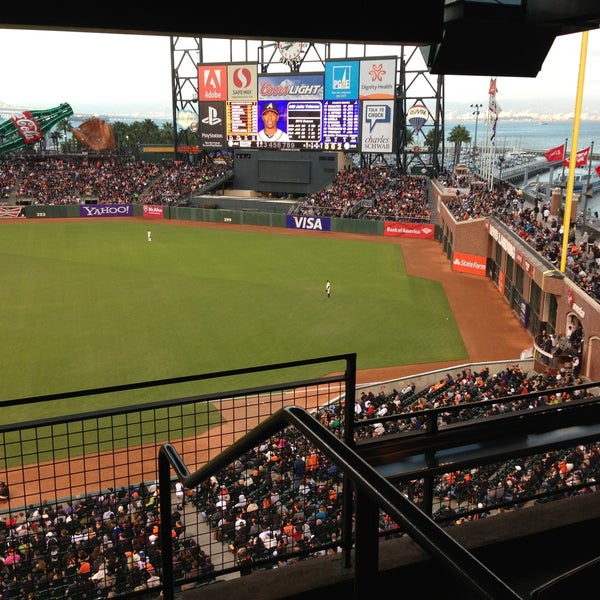 Photo taken at Oracle Park by Jackie X. on 5/10/2013
