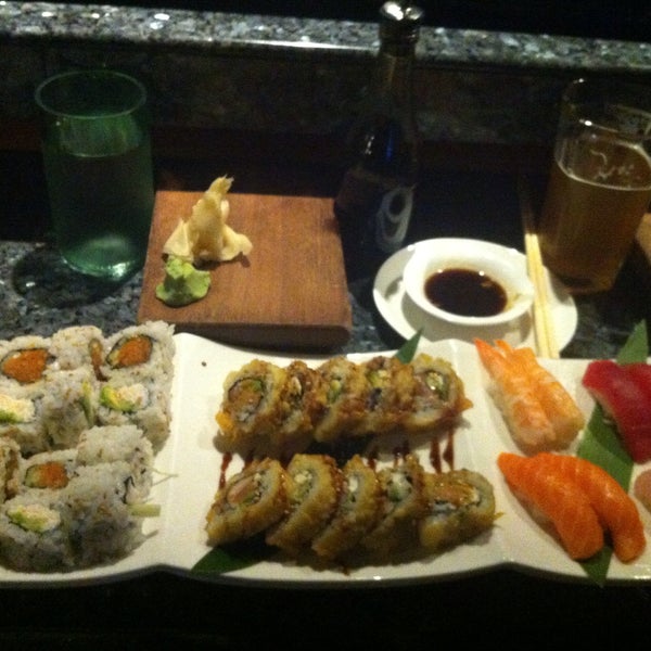 Mediocre sushi. Annoying electronic music. Still, glad they're open late.