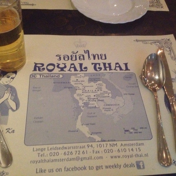 Foto scattata a Royal Thai Restaurant da Irina P. il 11/9/2013