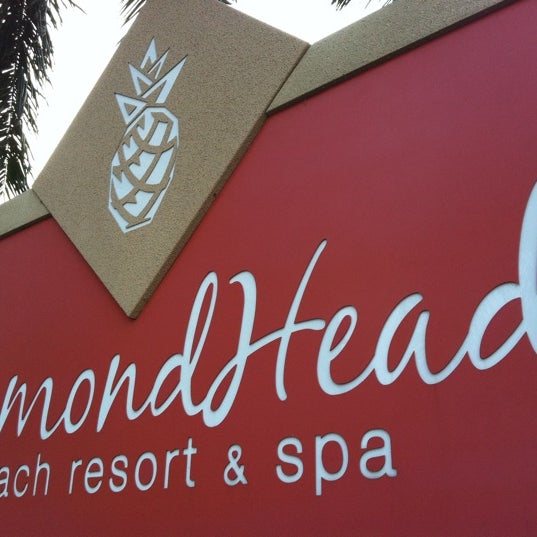 Foto tomada en DiamondHead Beach Resort &amp; Spa  por Pamela S. el 12/26/2012