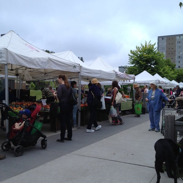 Photo taken at Wychwood Barns Farmers&#39; Market by Kevin F. on 8/23/2014