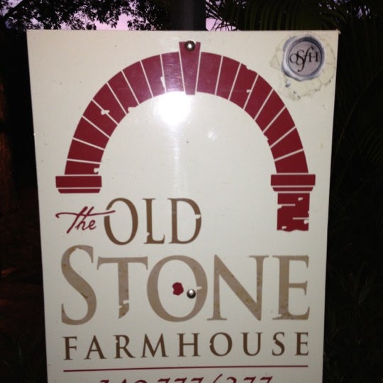 Photo taken at Old Stone Farmhouse by Natesh K. on 12/1/2012