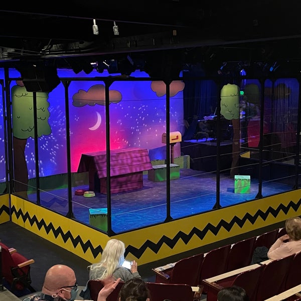 Town Hall Arts Center - 1 tip from 286 visitors