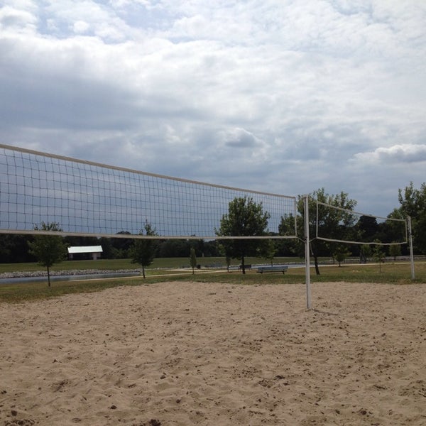 Волейбольная площадка Air Arena