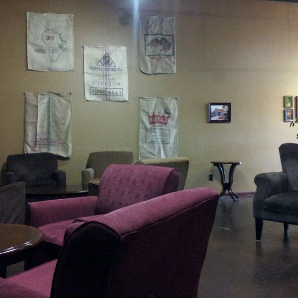 3/5/2013에 Jim K.님이 Coffee Villa에서 찍은 사진