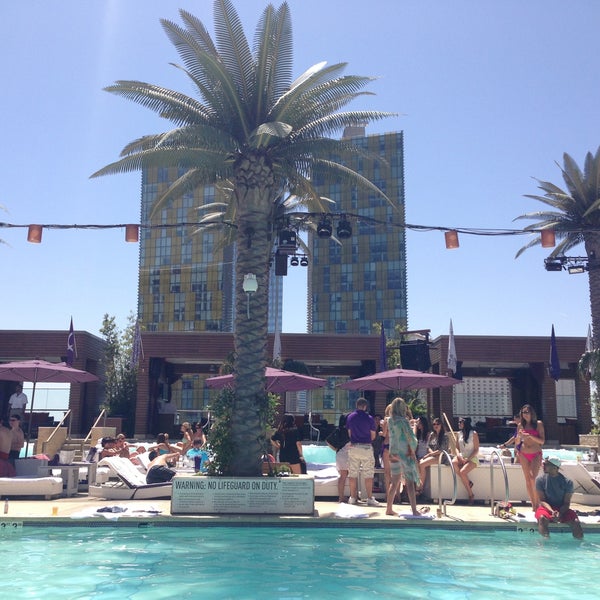 HIP HOP POOL PARTY AT COSMO (LADIES FREE DRINKS) Tickets, Multiple Dates