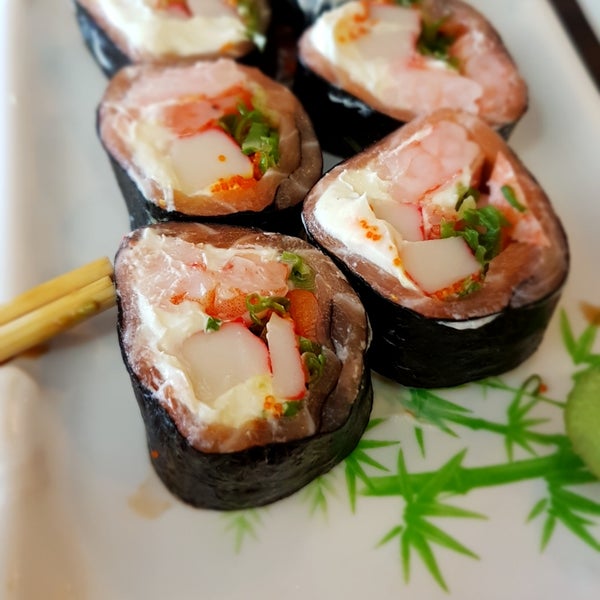 Foto scattata a Sushi Seninha da Isabela M. il 8/25/2017
