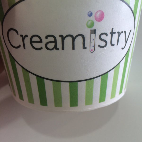 รูปภาพถ่ายที่ Creamistry โดย Lawrence B. เมื่อ 5/18/2015