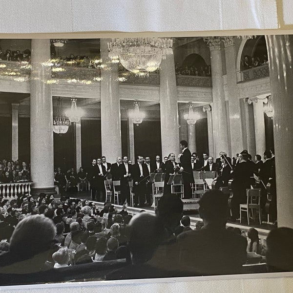 Foto scattata a Grand Hall of St Petersburg Philharmonia da Sweet H. il 1/27/2022