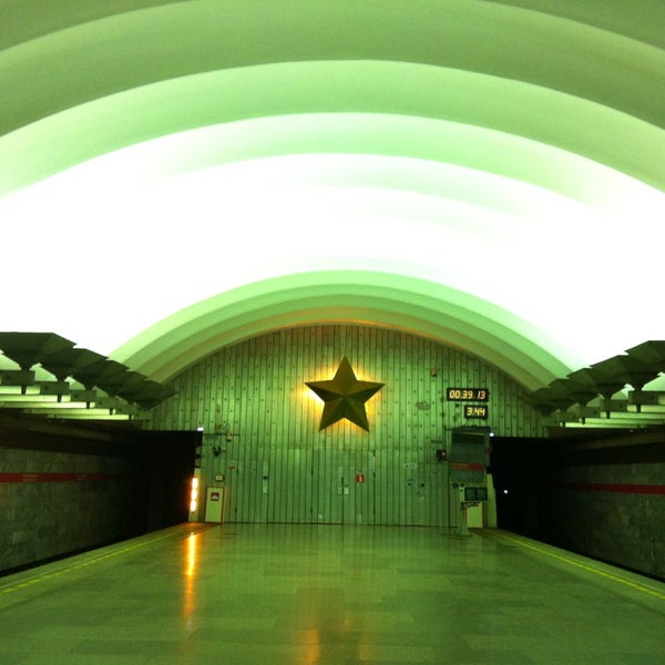 Площадь мужества в санкт петербурге