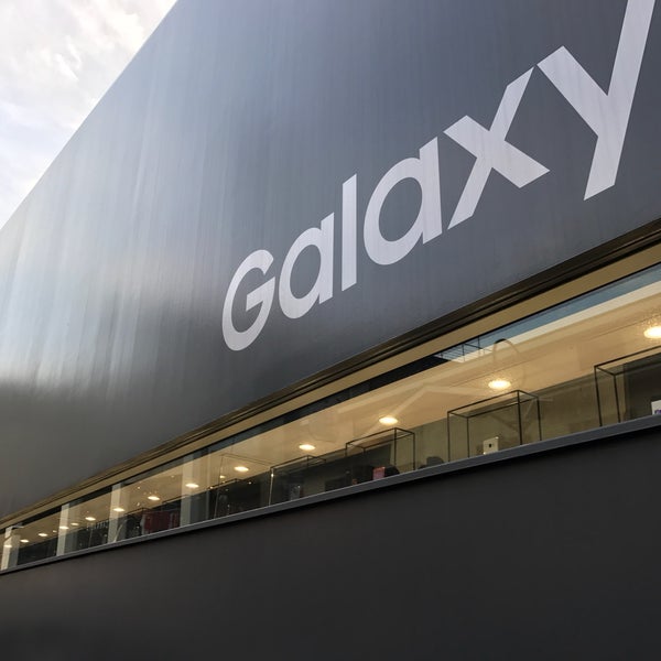 Photos At Bank Gallery 神南 神宮前6 14 5