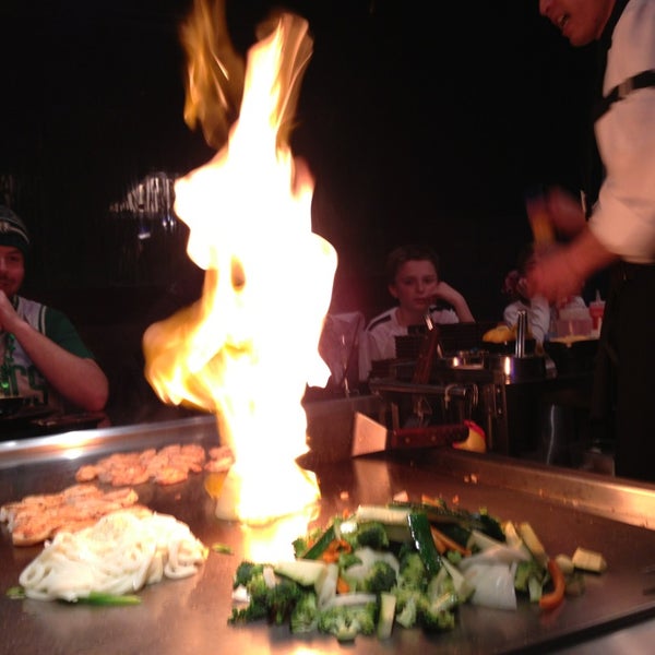 3/16/2013 tarihinde Timothy D.ziyaretçi tarafından Sachi Japanese Steak House And Sushi Bar'de çekilen fotoğraf