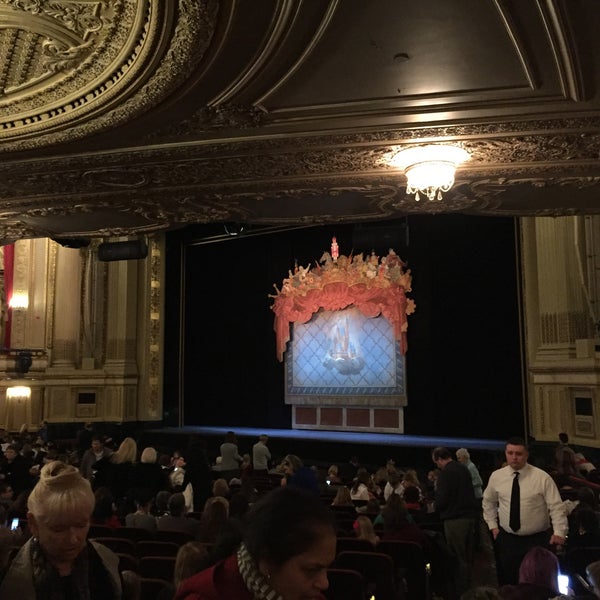 Foto diambil di Boston Opera House oleh Timothy D. pada 11/29/2015