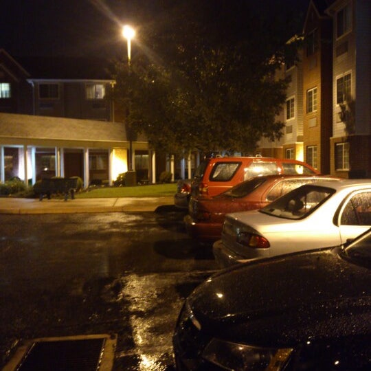 Photo taken at Microtel Inn &amp; Suites by Wyndham Philadelphia Airport by Nata B. on 9/23/2012