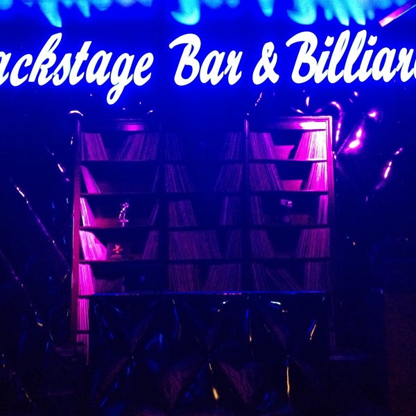 Снимок сделан в Triple B Backstage Bar &amp; Billiards пользователем Rob M. 4/28/2013