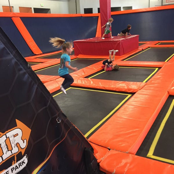 Photo taken at Big Air Trampoline Park by Mike C. on 10/25/2016