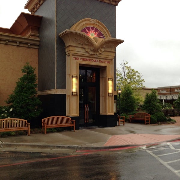 The Cheesecake Factory American Restaurant in Allen
