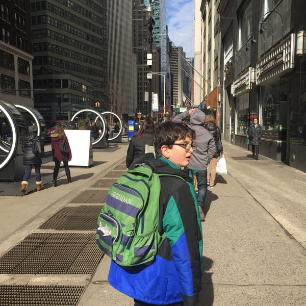 Foto tomada en The Manhattan at Times Square Hotel  por Brad S. el 2/17/2018