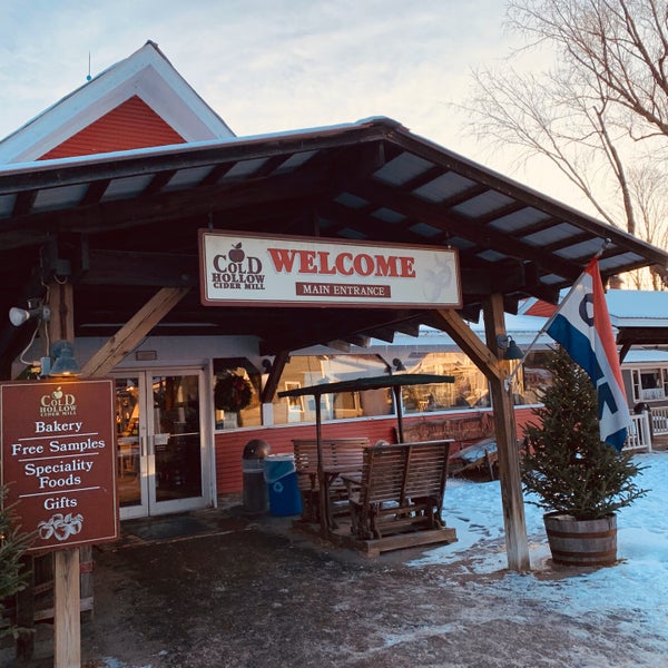 Photo taken at Cold Hollow Cider Mill by Brad S. on 12/22/2019