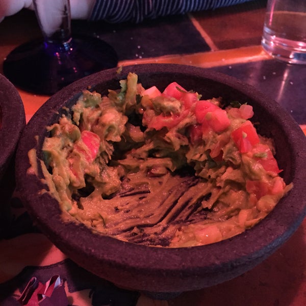 Foto diambil di Jose&#39;s Mexican Restaurant oleh Brad S. pada 6/2/2017
