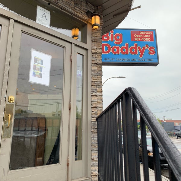 รูปภาพถ่ายที่ Big Daddy&#39;s Pizza &amp; Sub Shop โดย Brad S. เมื่อ 5/17/2019