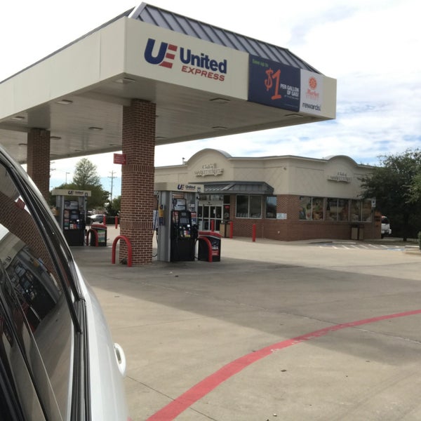 Market Street Gas Station 8 tips