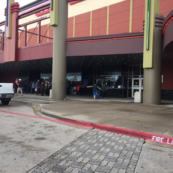 Fotos bei Cinemark Tinseltown Grapevine and XD Grapevine, TX